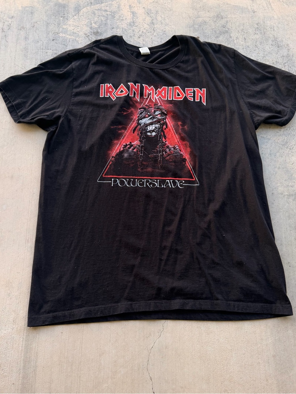 Pacifica Black Iron Maiden 'Powerslave' Graphic Tee with Red Print 2019 tour tee